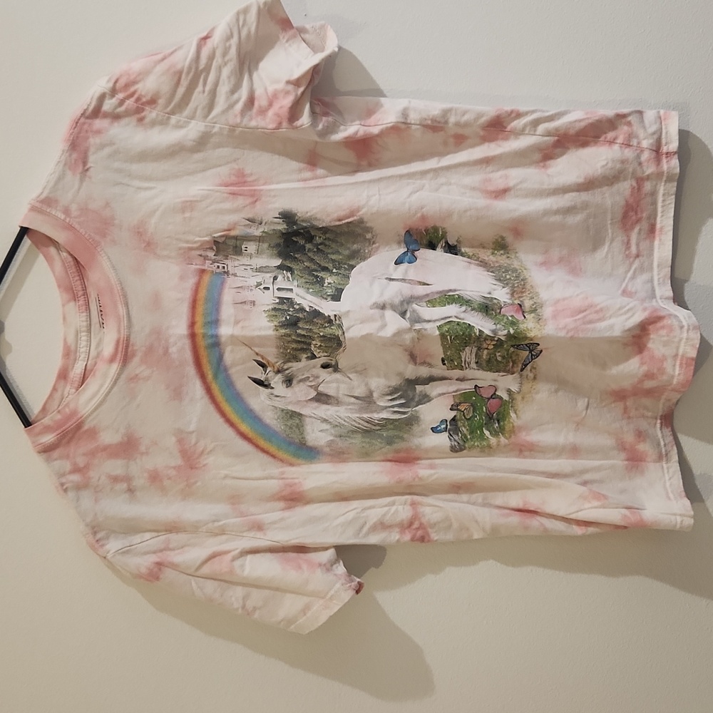 Unicorn and rainbows t shirt.